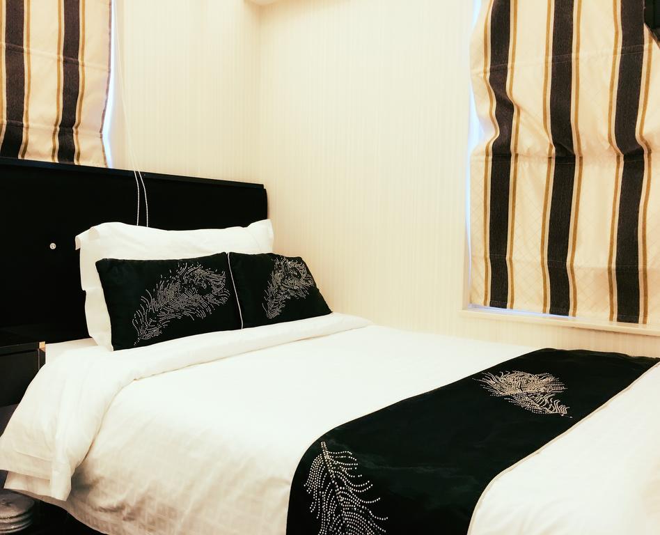 Seasons Hotel - Causeway Bay Hong Kong Exterior photo