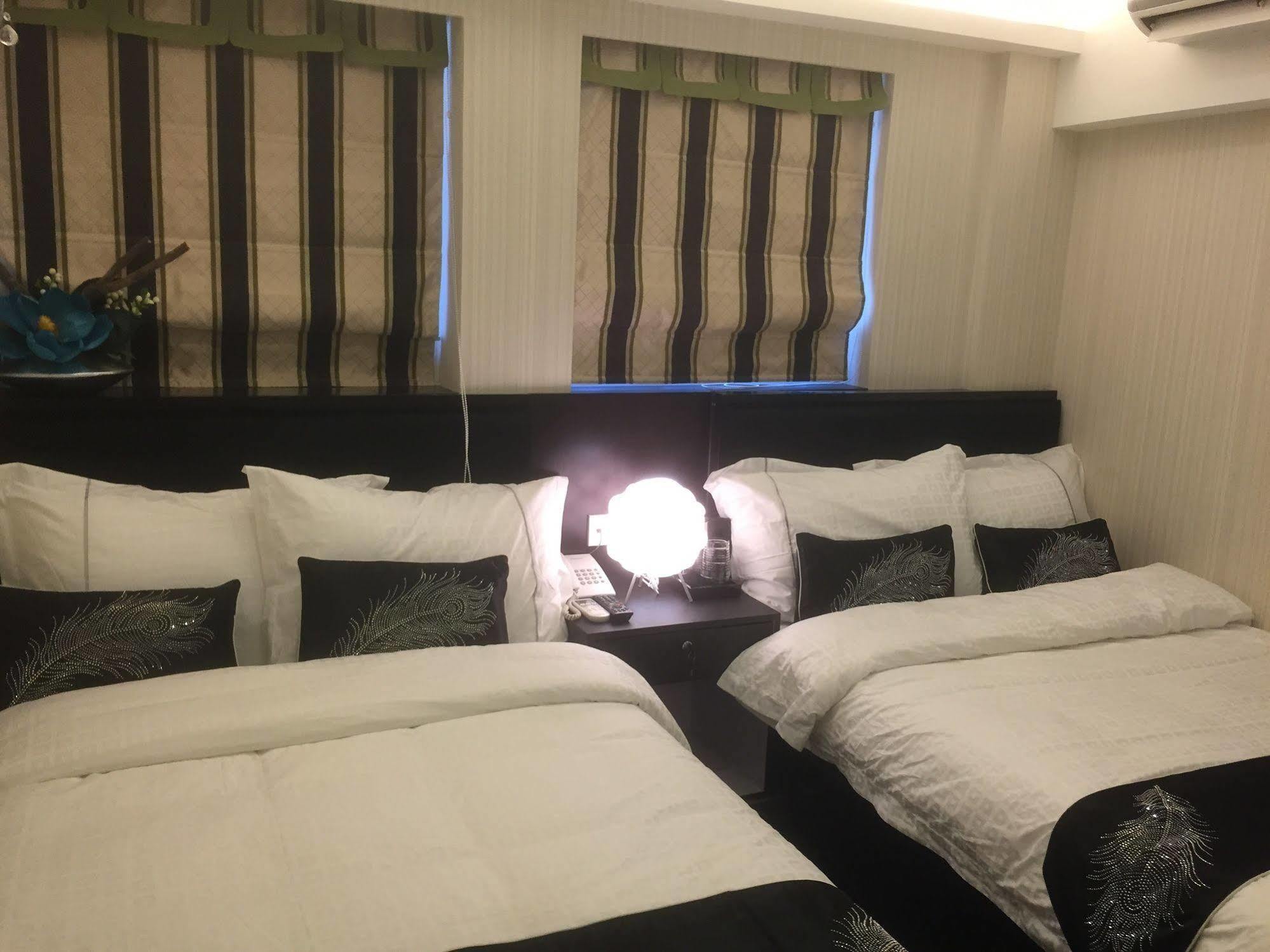 Seasons Hotel - Causeway Bay Hong Kong Exterior photo